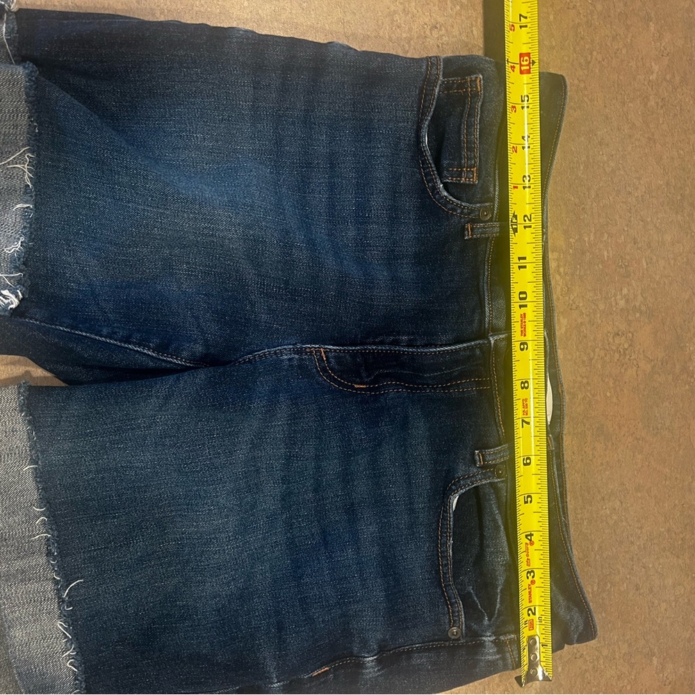 **2 FOR $15 FREE SHIPPING***Ann Taylor Loft Blue Jean Shorts with Distressed Hem - Picture 7 of 7
